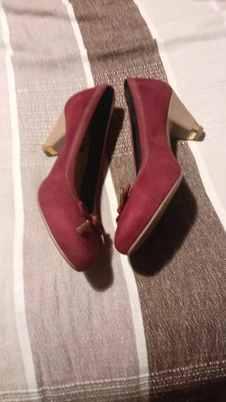 Tacones plateados elegantes - 2