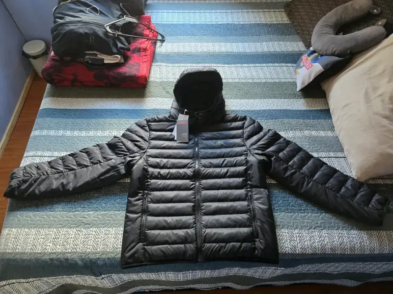 Chaqueta negra c/ capucha LAC0ST3 ORIGINAL - 5
