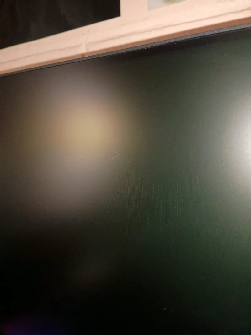 Monitor Lenovo de 27 pulgadas - 3