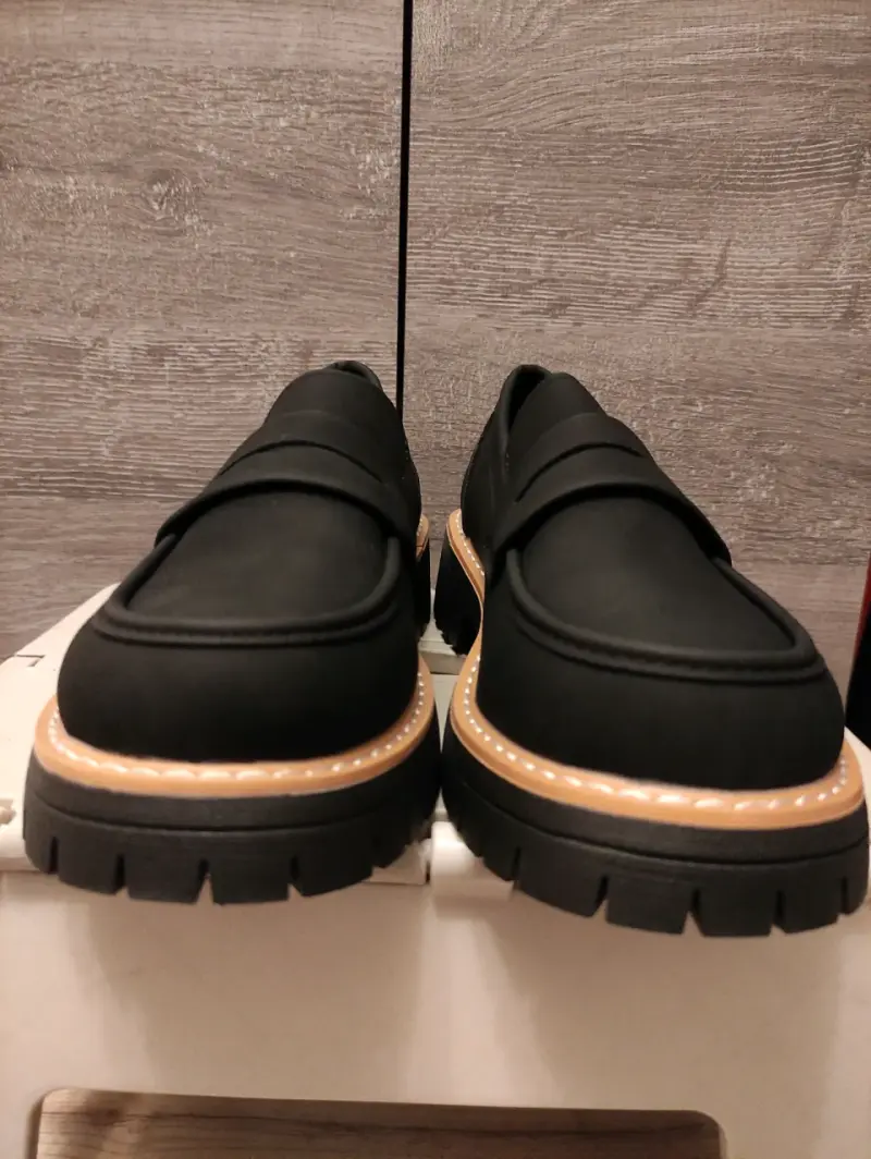 Zapatos mocasines negros - 1