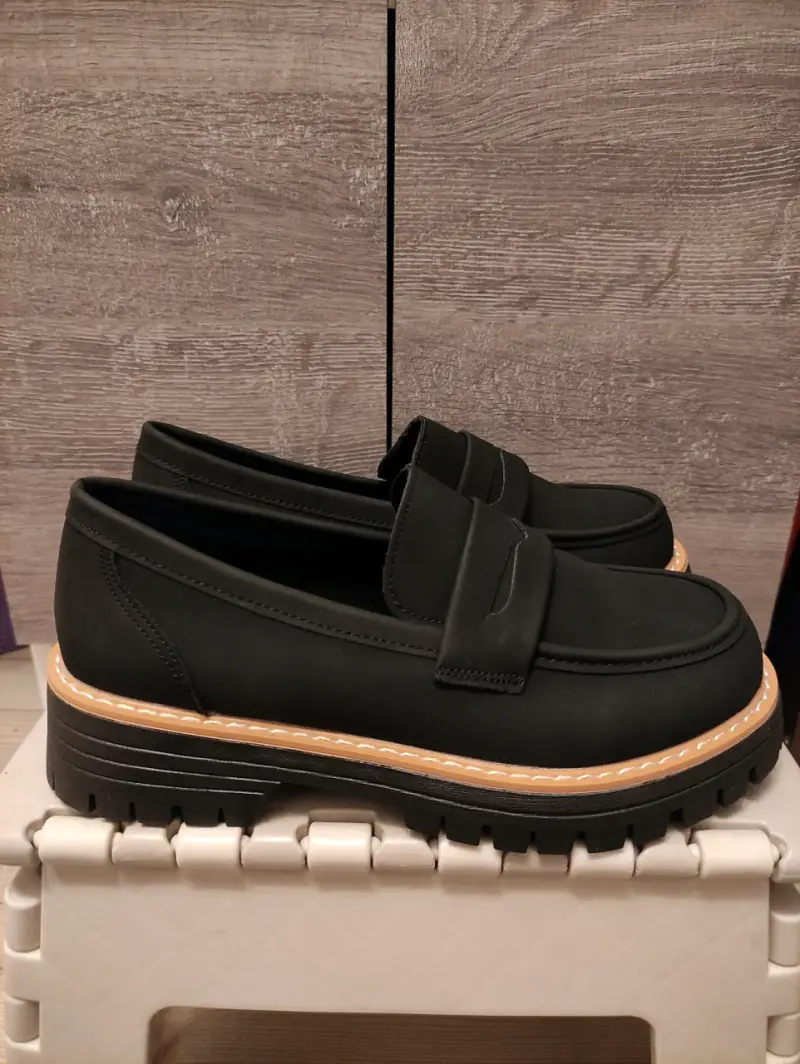 Zapatos mocasines negros - 2