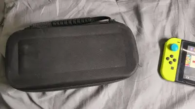 VENDO nintendo Swich casi nueva COMBERZABLE - miniatura 6