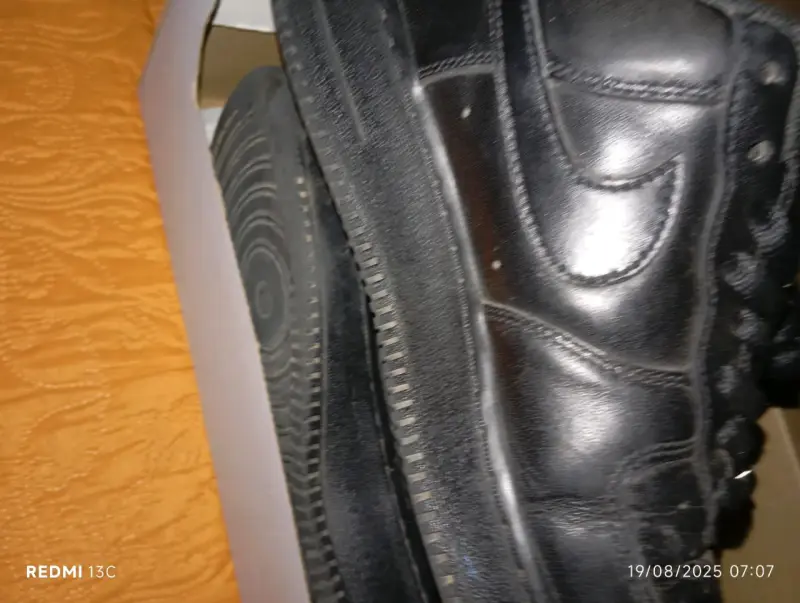 Zapatillas negras de cuero - 1