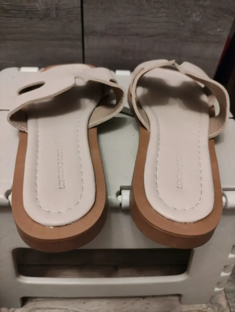 Sandalias planas beige - 2