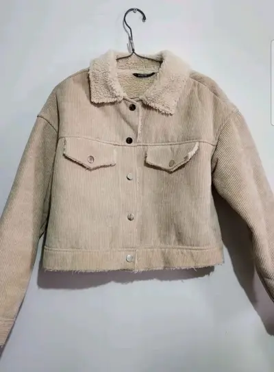 Chaqueta beige - miniatura 1