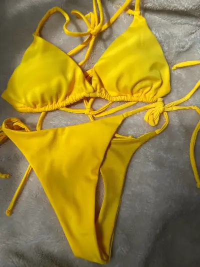 Bikinis - miniatura 3