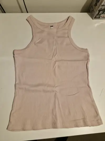 Poleras talla M (Lote completo, son 6) - miniatura 4