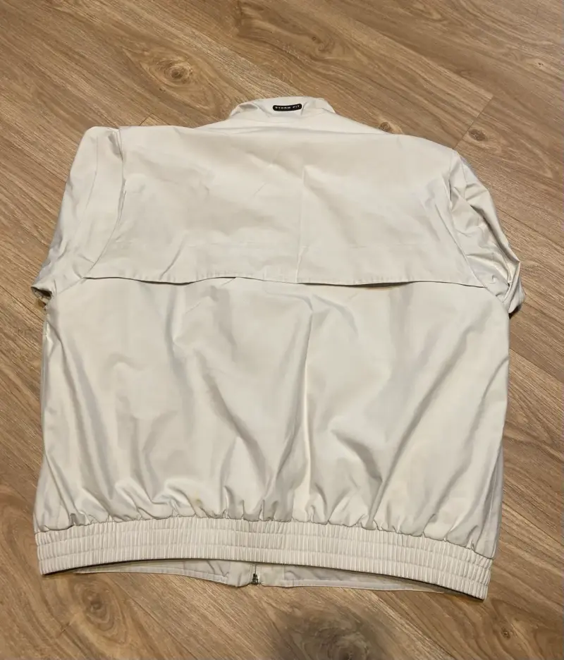 Chaqueta cortavientos blanca - 3