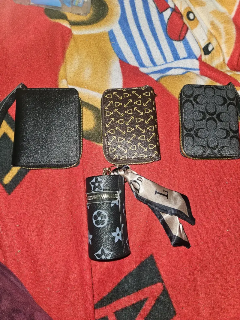 Set de carteras y porta cigarrillos - 2