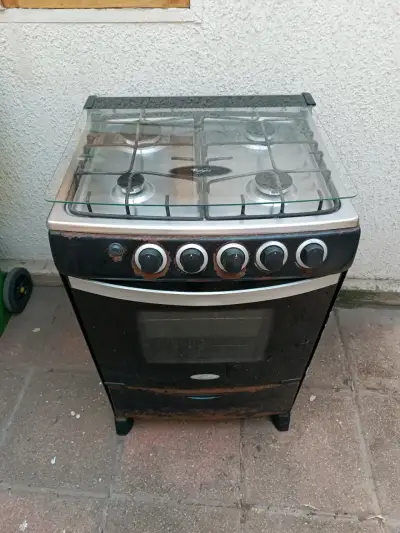 Cocina a gas de cañeria con horno - miniatura 1