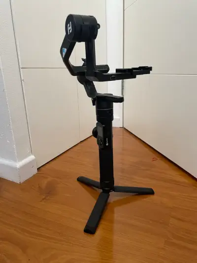 Estabilizador de cámara profesional FeiyuTech - miniatura 2