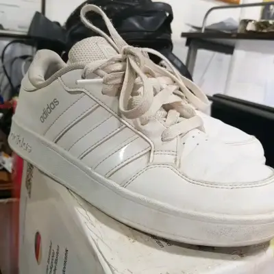 Zapatillas blancas de cuero - miniatura 2