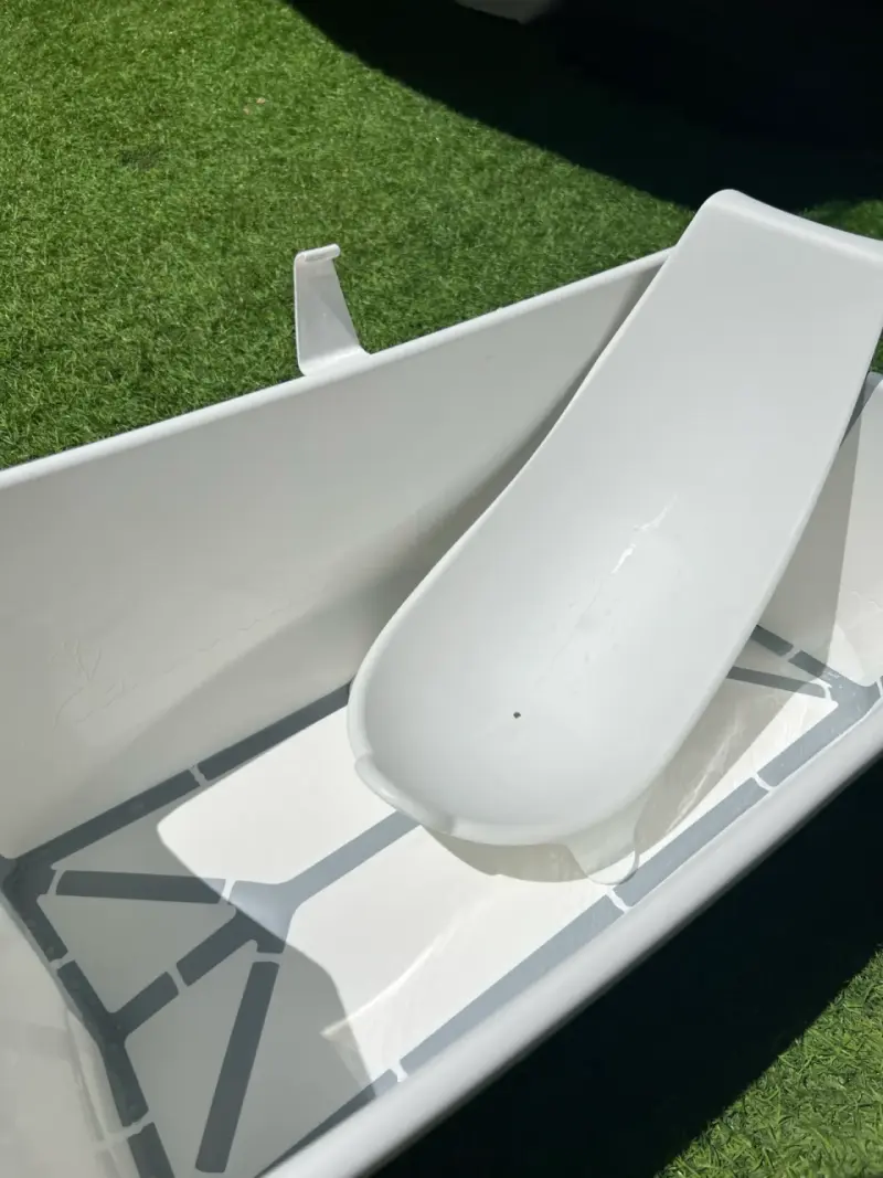Tina Plegable para Bebé Blanca - Stokke + soporte - 3