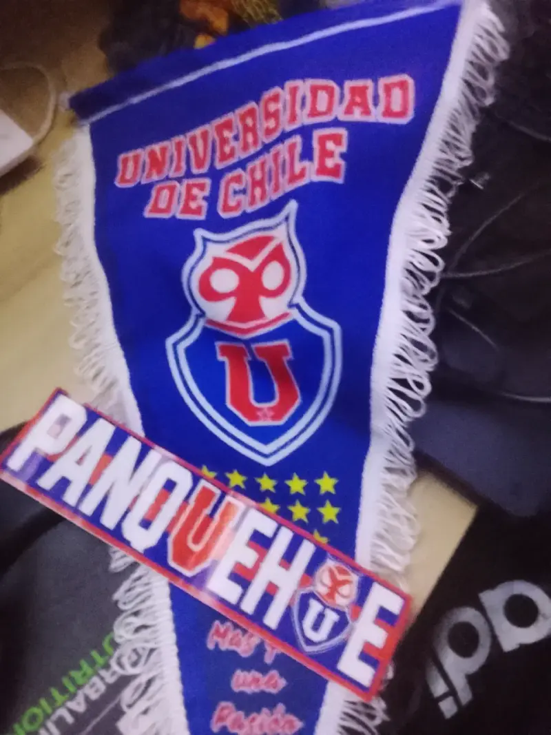 Banderín y stickers universidad de chile