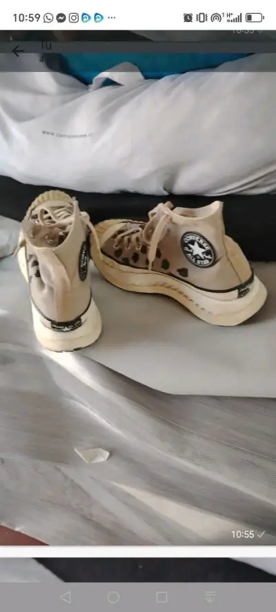 Zapatillas con estampado moteado - miniatura 3