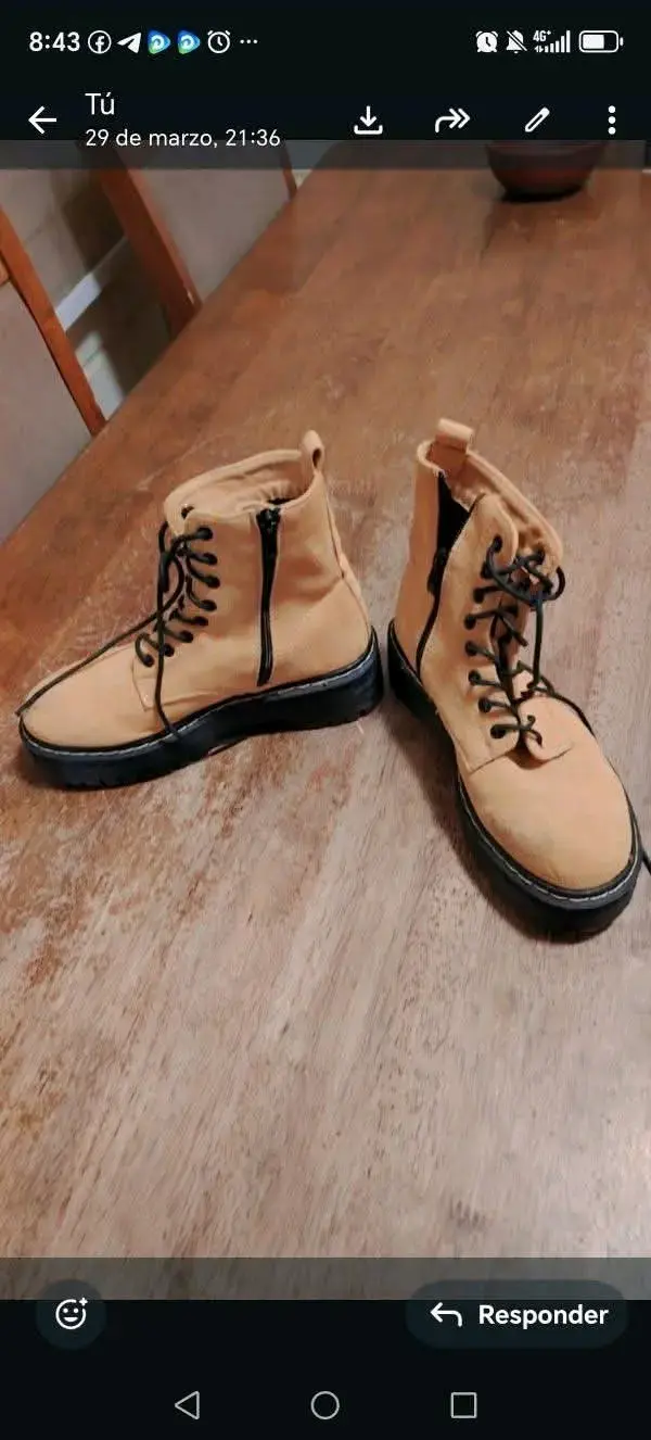 Botas beige con cordones - 3