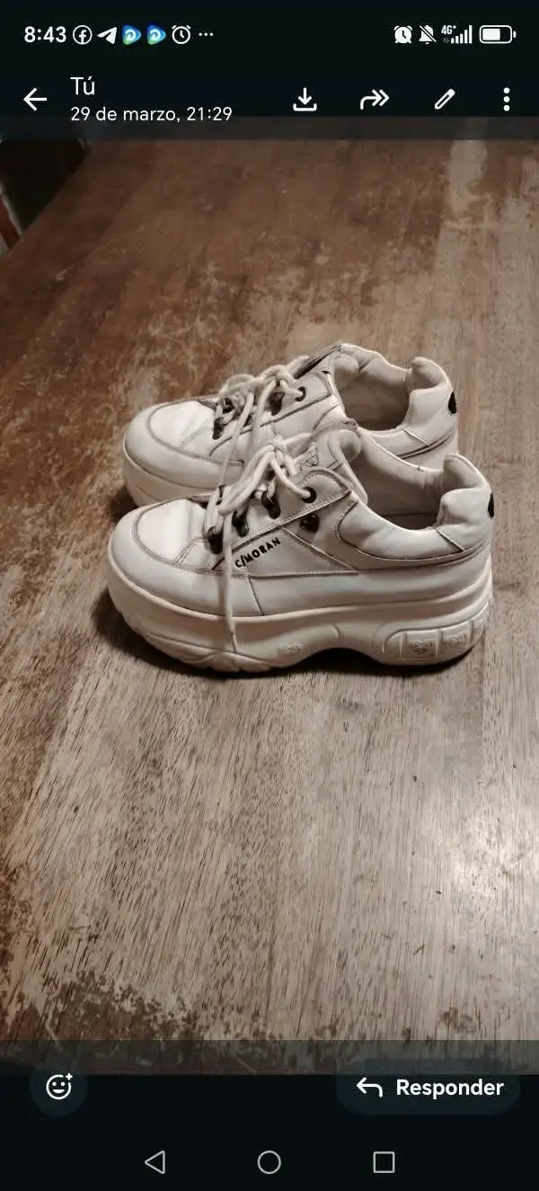 Zapatillas blancas con plataforma - 1