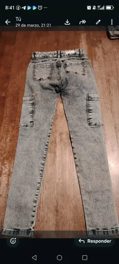 Jeans azul cielo con botones - miniatura 6