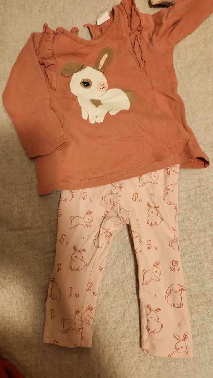 Conjunto bebé H&M 4-6 meses - 2