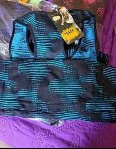 Conjunto deportivo camuflado - miniatura 2