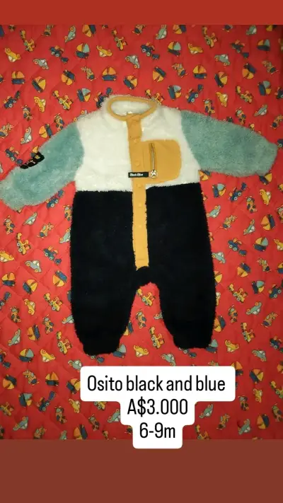 Vendo ropa usada en buen estado de bebé Rn-12m - miniatura 1