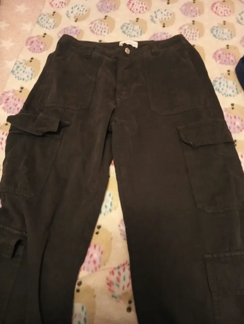 Jeans azul con bolsillos - 2