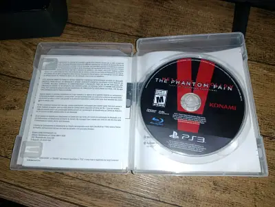 Metal Gear Solid V: The Phantom Pain PS3 Usado - miniatura 3