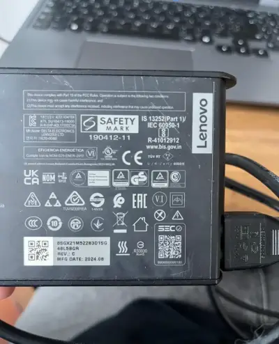 Lenovo LOQ 15ARP9 Gamer / Alto Rendimiento – Como - miniatura 4