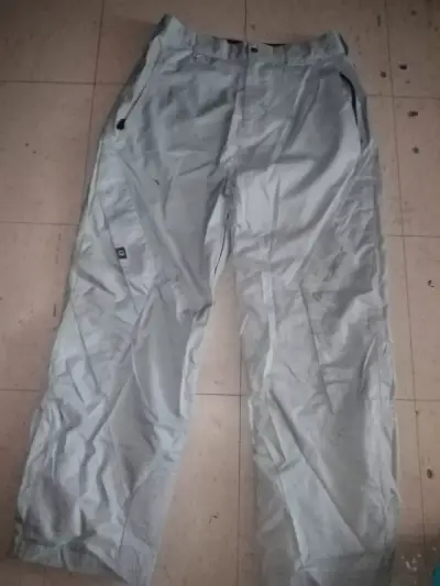Pantalones outdoor grises - miniatura 2