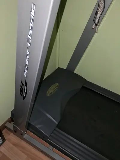 Caminadora BH Fitness Pioneer Classic - miniatura 2