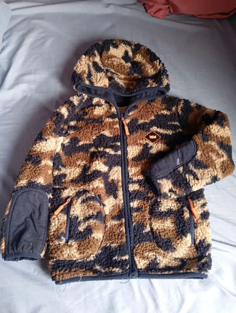 Polerón felpudo con capucha,talla 4 - 4