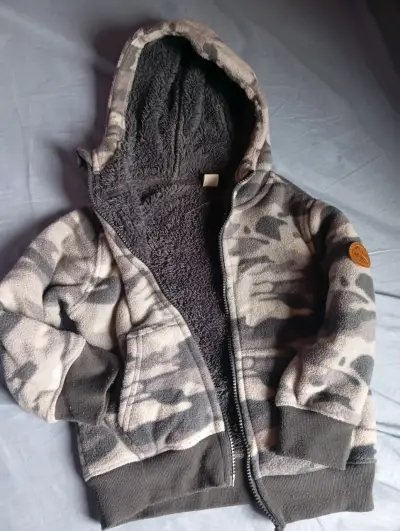 Polerón felpudo con capucha,talla 4 - miniatura 6