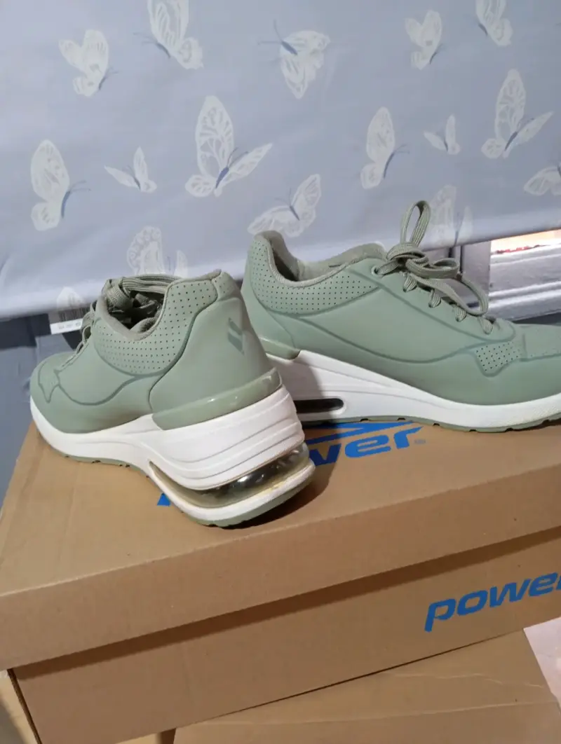 Zapatillas Skechers verdes, sin detalles - 2
