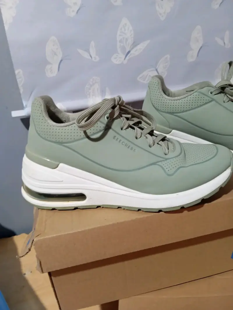 Zapatillas Skechers verdes, sin detalles - 3