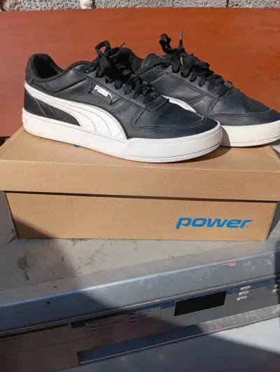 Zapatillas deportivas , tallas 44 la Puma es 43 - miniatura 3