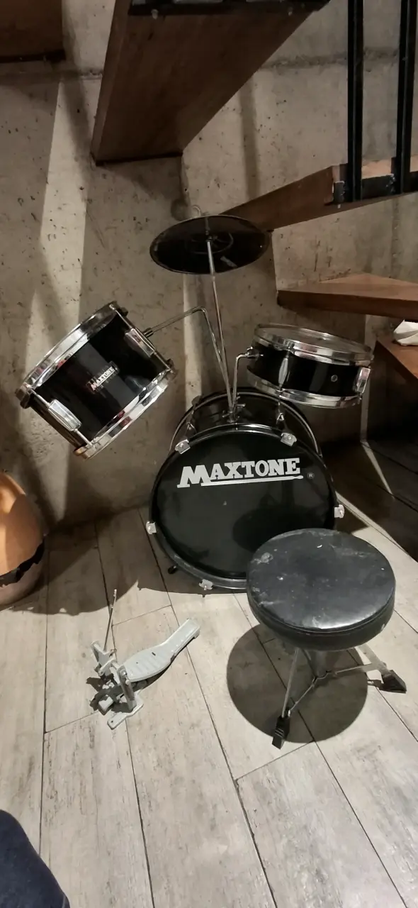 Batería acústica Maxtone negra