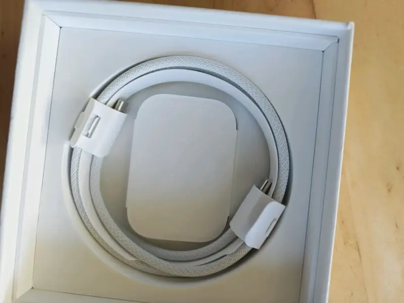 AudífonosAirpods pro (2da) con estuche - 2