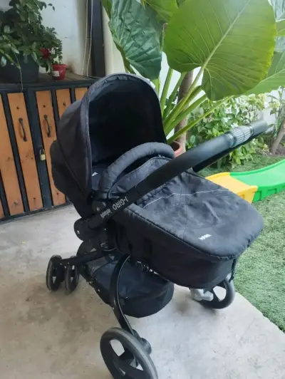 Coche de bebé Infanti negro - miniatura 2