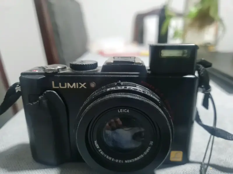 Cámara Lumix compacta - 5