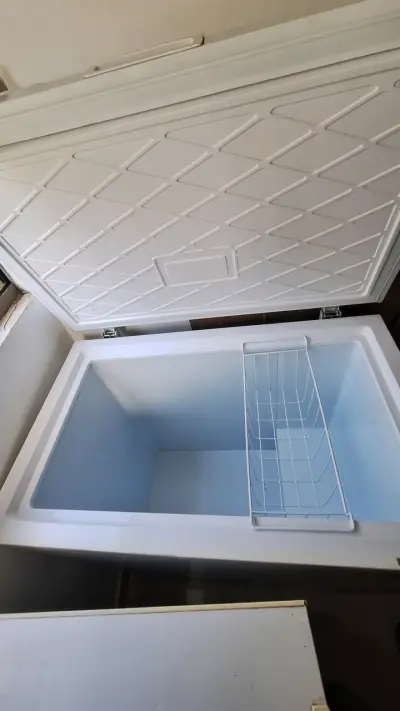 Congelador horizontal grande - miniatura 1