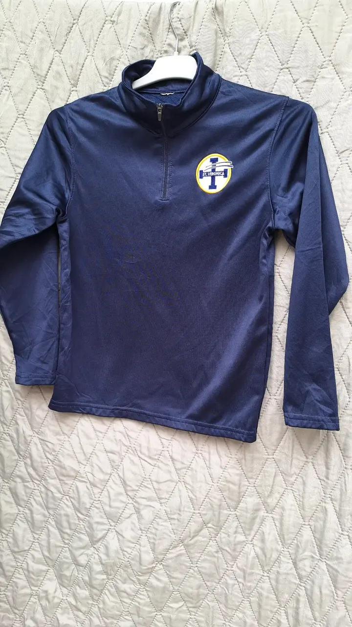 Camiseta deportiva azul con logo - 2