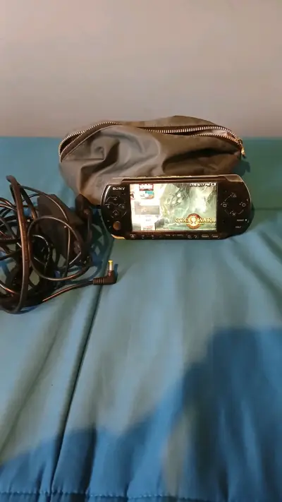 Consola PSP 3000 liberada - miniatura 1