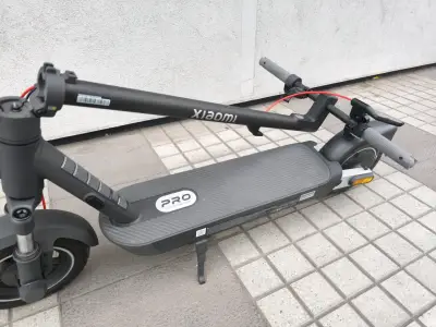 Scooter eléctrico Xiaomi 5 Pro - miniatura 3