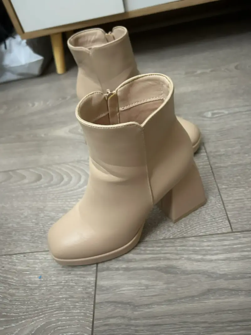 Botines beige de tacón alto - 2