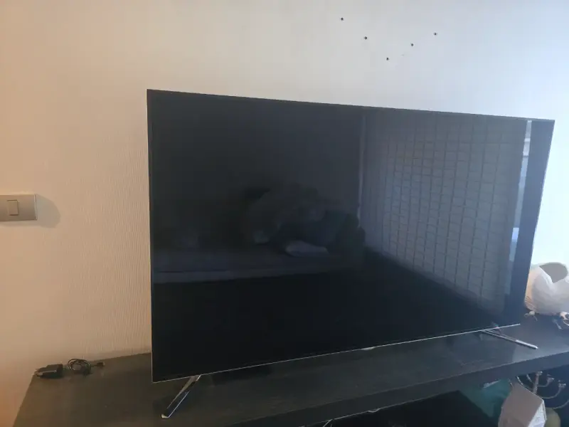 Televisor 65" Samsung - 1