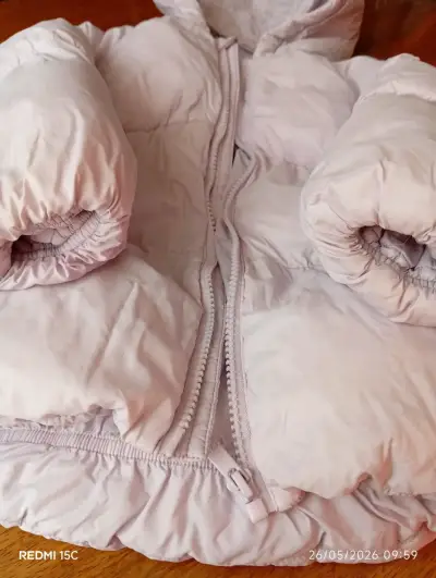 Chaqueta acolchada para niños - miniatura 4