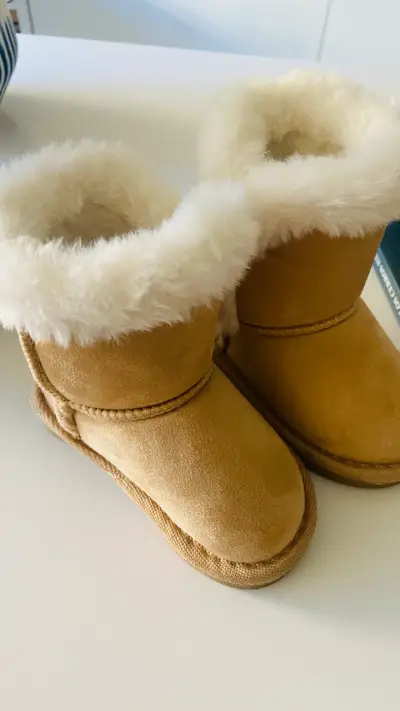 Botas de invierno con forro NUEVAS - miniatura 1