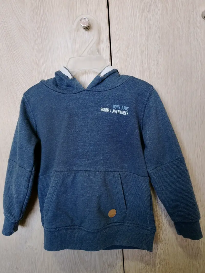 Polerón gris con capucha infantil - 2