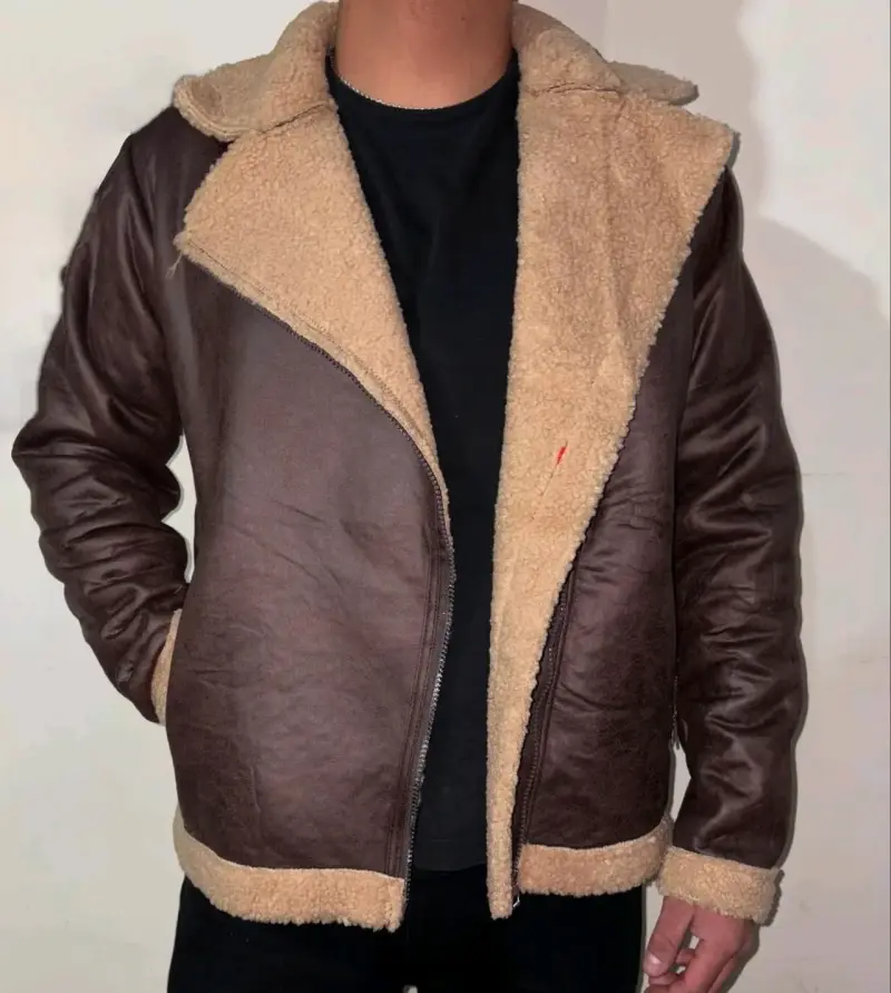 Chaqueta negra con forro beige - 4