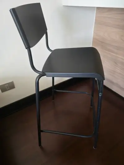 Silla alta negra metálica - miniatura 3